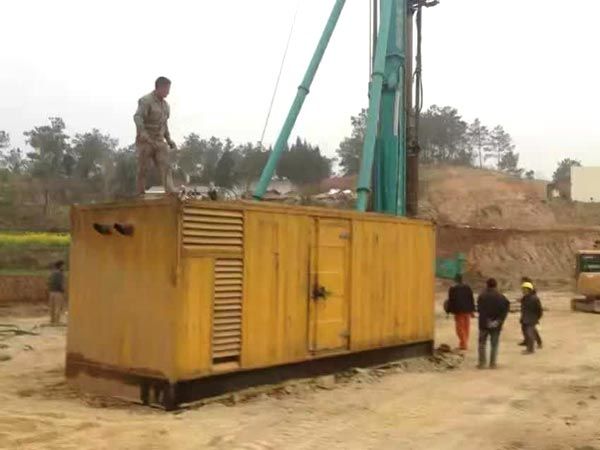 镇宁如何判断水冷式机油散热器密封件是否需要更换？